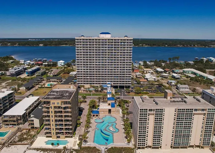 Crystal Tower 1804 Holiday home *